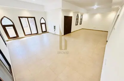 Villa - 4 Bedrooms - 4 Bathrooms for rent in Jumeirah 3 Villas - Jumeirah 3 - Jumeirah - Dubai Villa - 4 Bedrooms - 4 Bathrooms for rent in Jumeirah 3 Villas - Jumeirah 3 - Jumeirah - Dubai