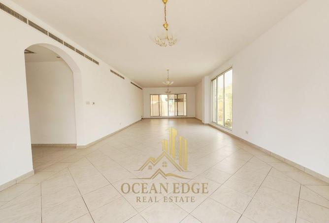 107311590 - Property Image 2