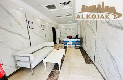 Shop - Studio for rent in Al Falah Street - City Downtown - Abu Dhabi