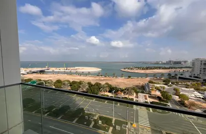 شقة - غرفة نوم - 2 حمامات للايجار في كيو ريسيدنس - شاطئ الراحة - أبوظبي