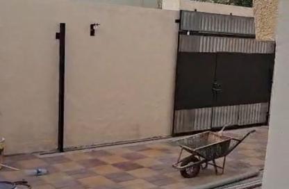 Villa - 5 Bedrooms - 4 Bathrooms for sale in Al Naimiya - Al Nuaimiya - Ajman