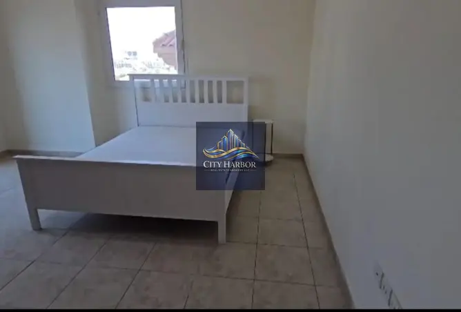 121988905 - Property Image 3