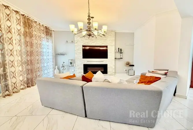 145957565 - Property Image 2