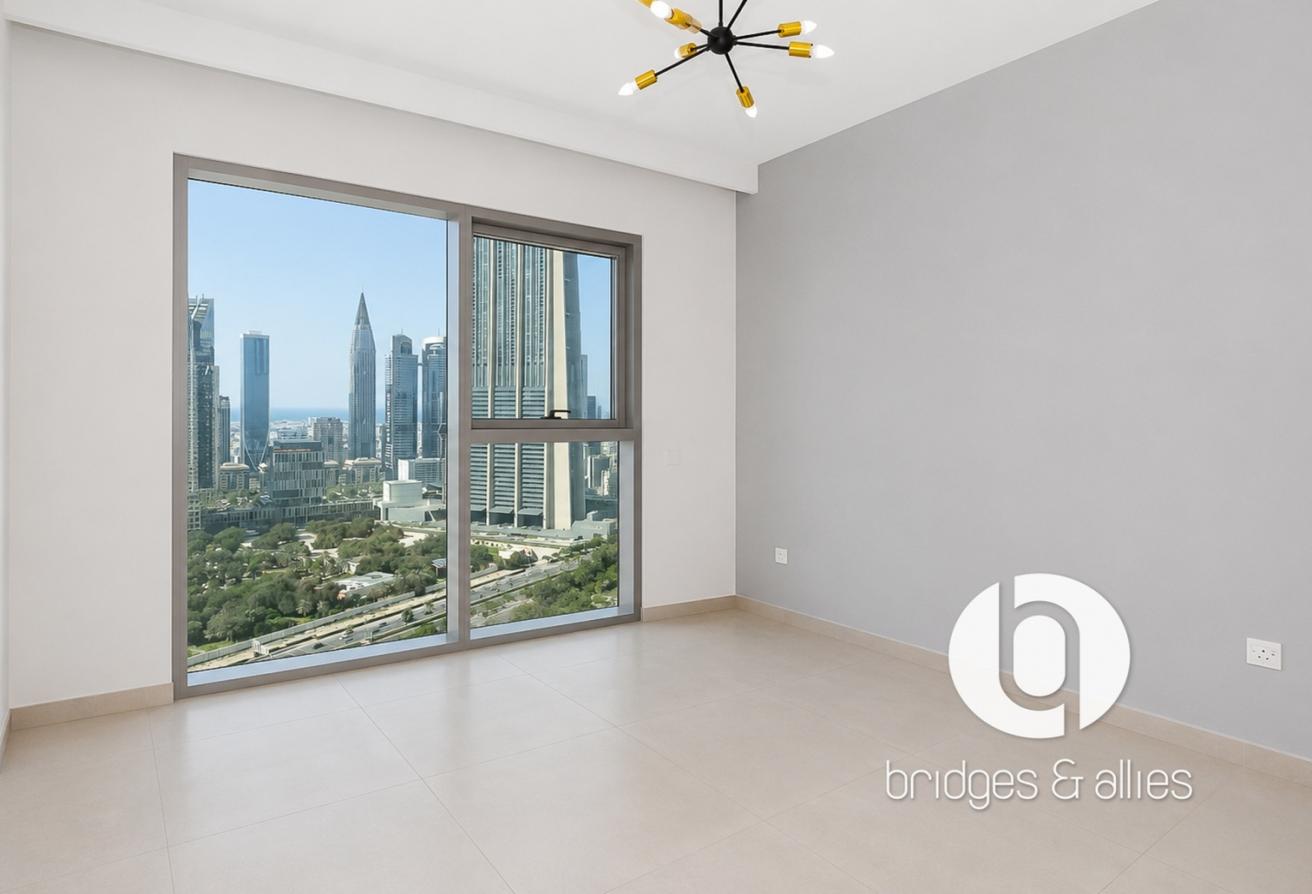 BURJ VIEW | MID FLOOR | NEW LISTING photo 17