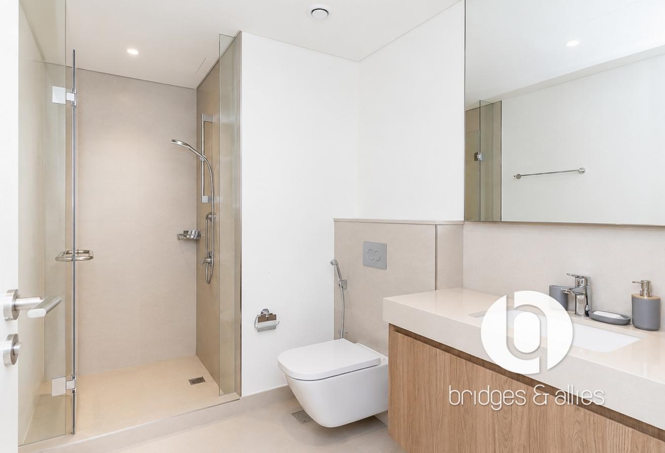 BURJ VIEW | MID FLOOR | NEW LISTING photo 20
