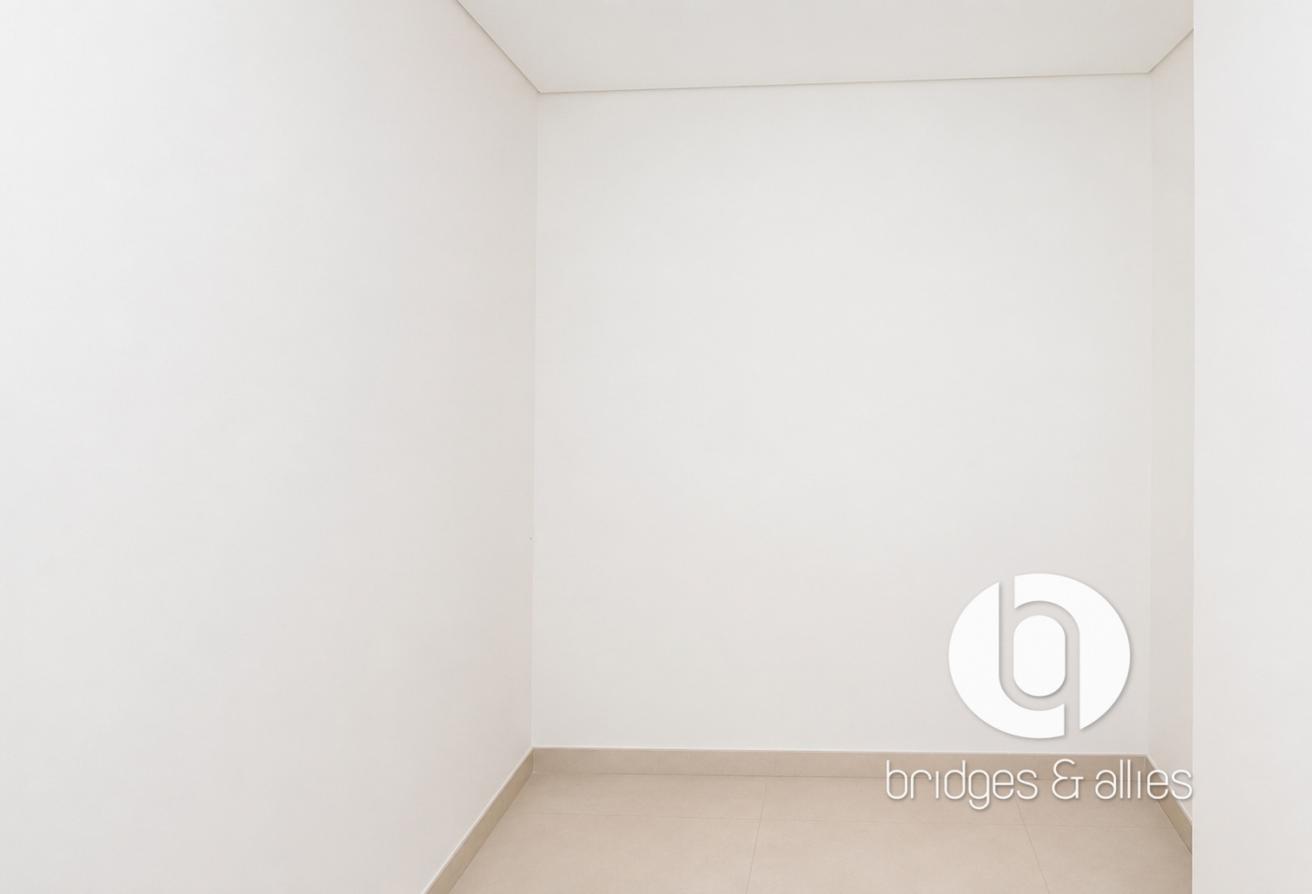 BURJ VIEW | MID FLOOR | NEW LISTING photo 19