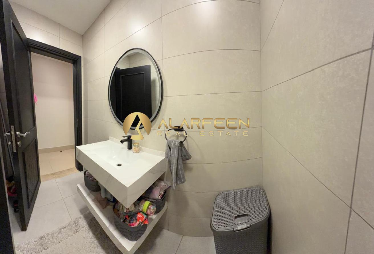 Spacious 2BR Apartment | Next Park |Next to School photo 8