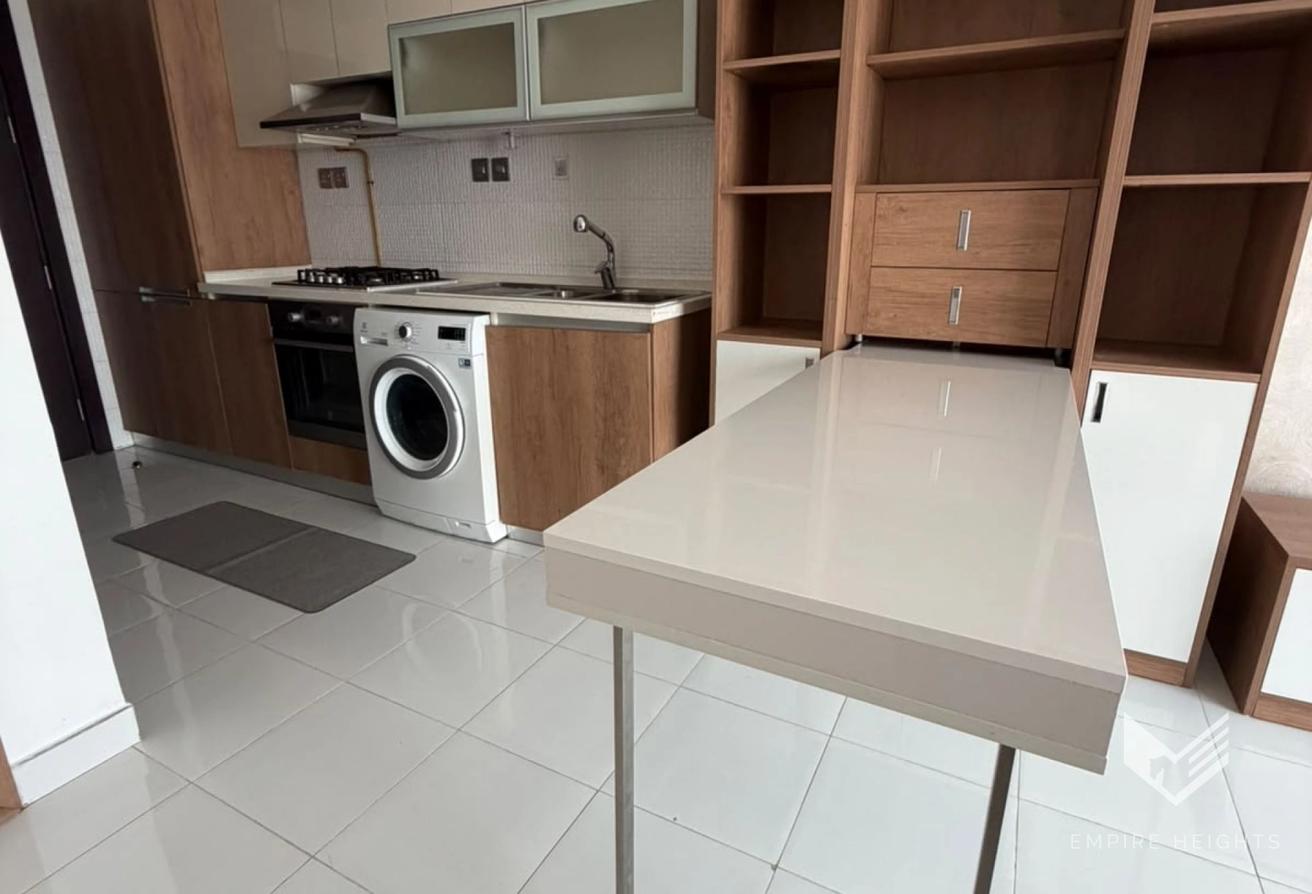 Near Metro | Fully Furnished | Community View photo 7