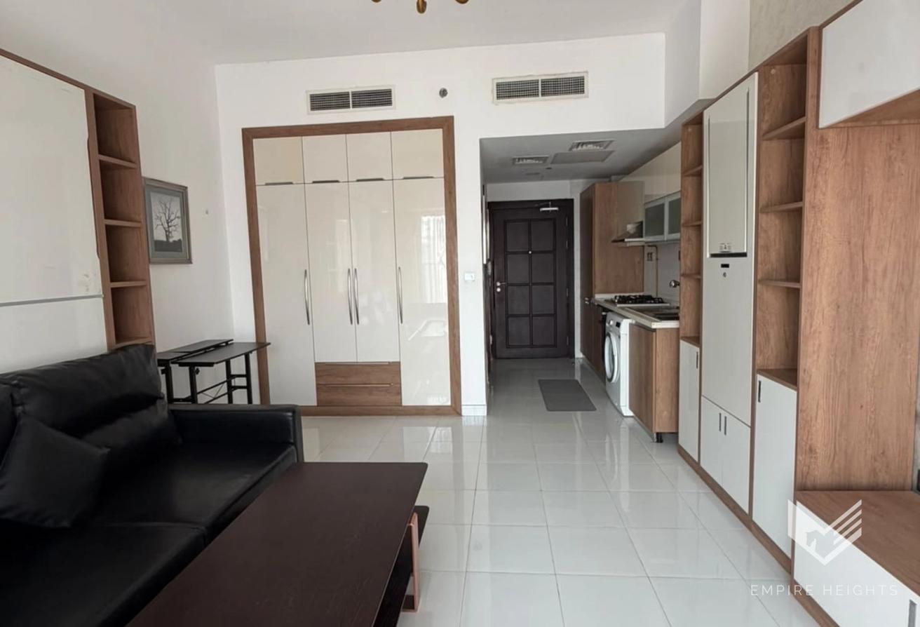Near Metro | Fully Furnished | Community View photo 4