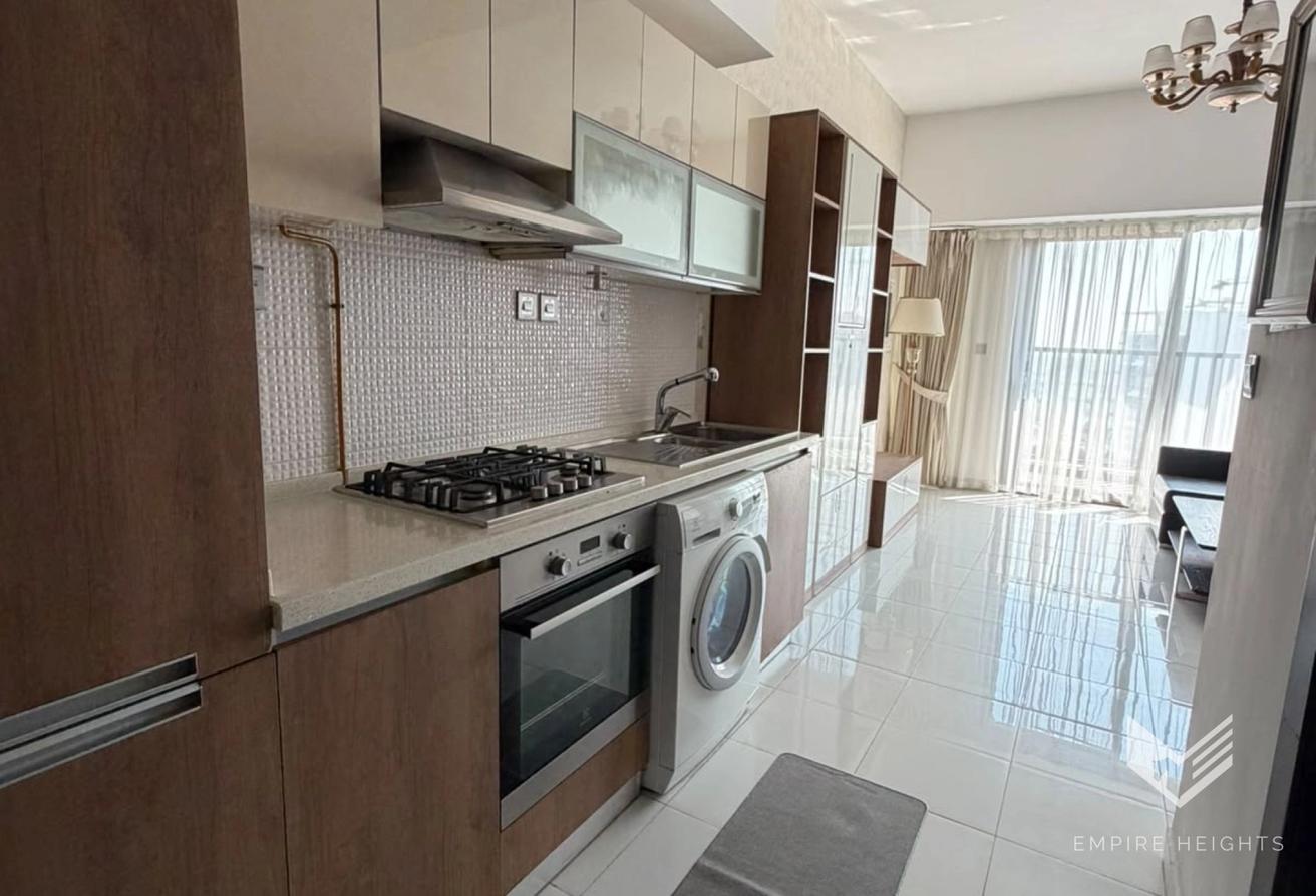 Near Metro | Fully Furnished | Community View photo 6