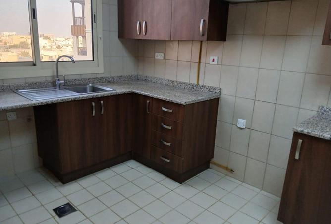96130205 - Property Image 2