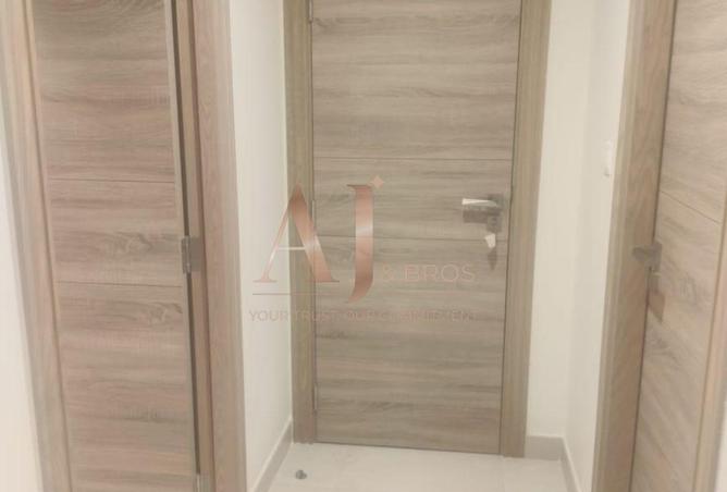 68295019 - صورة العقار 3