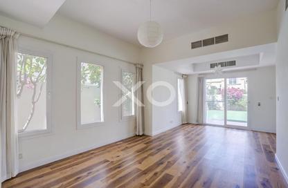 Villa - 3 Bedrooms - 3 Bathrooms for rent in Springs 14 - The Springs - Dubai