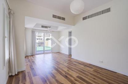 Villa - 3 Bedrooms - 3 Bathrooms for rent in Springs 14 - The Springs - Dubai