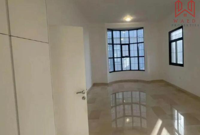 96960494 - Property Main Image