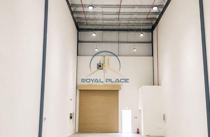 Warehouse - Studio for rent in Dubai Investment Park 1 (DIP 1) - Dubai Investment Park (DIP) - Dubai