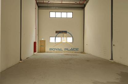 Warehouse - Studio for rent in Dubai Investment Park 1 (DIP 1) - Dubai Investment Park (DIP) - Dubai