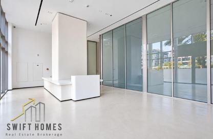 Shop - Studio for rent in Sparkle Tower 3 - Sparkle Towers - Dubai Marina - Dubai