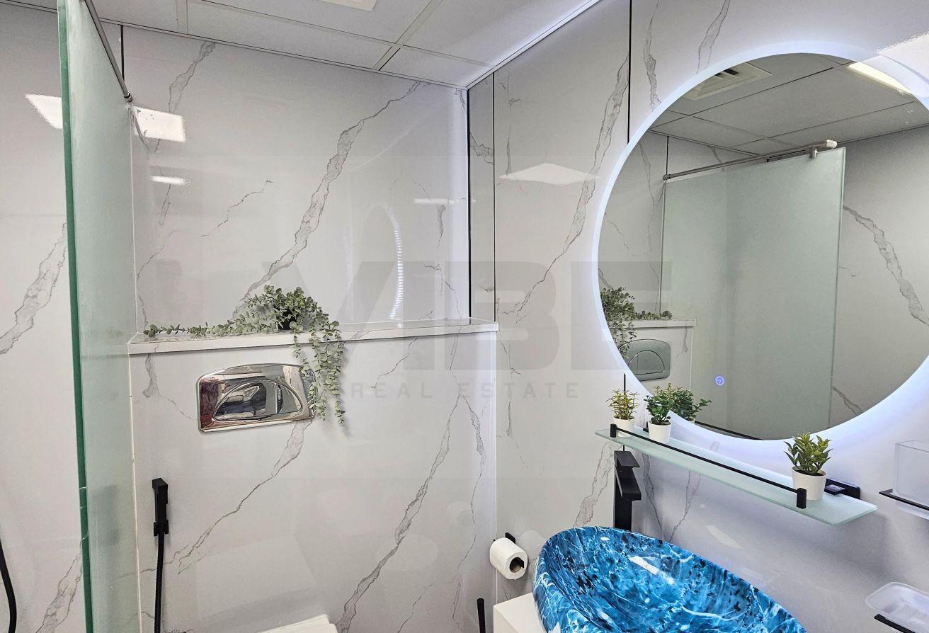 Luxury High-Floor Studio | Bills Included