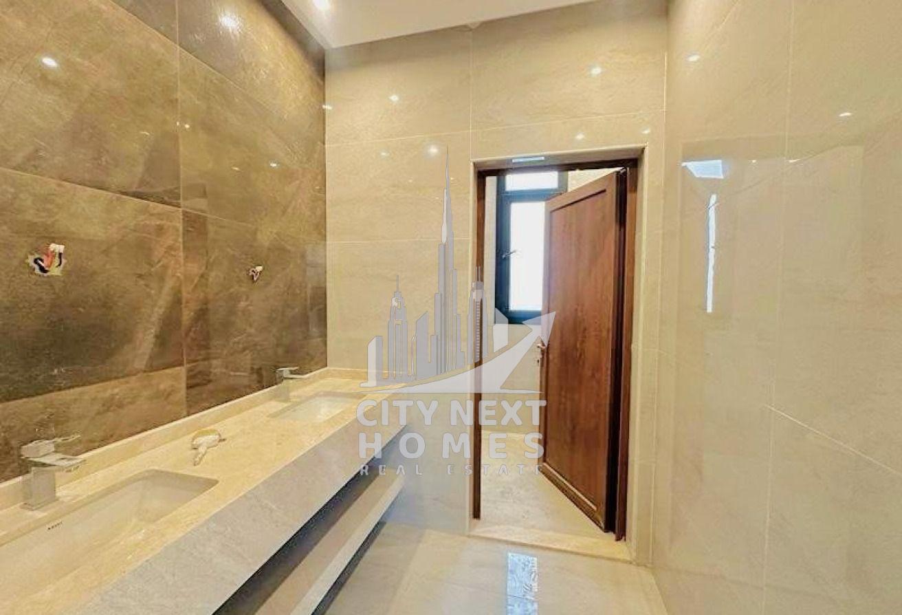 Brand new | Modern 5BR | Majlis | Lift |Maids photo 9