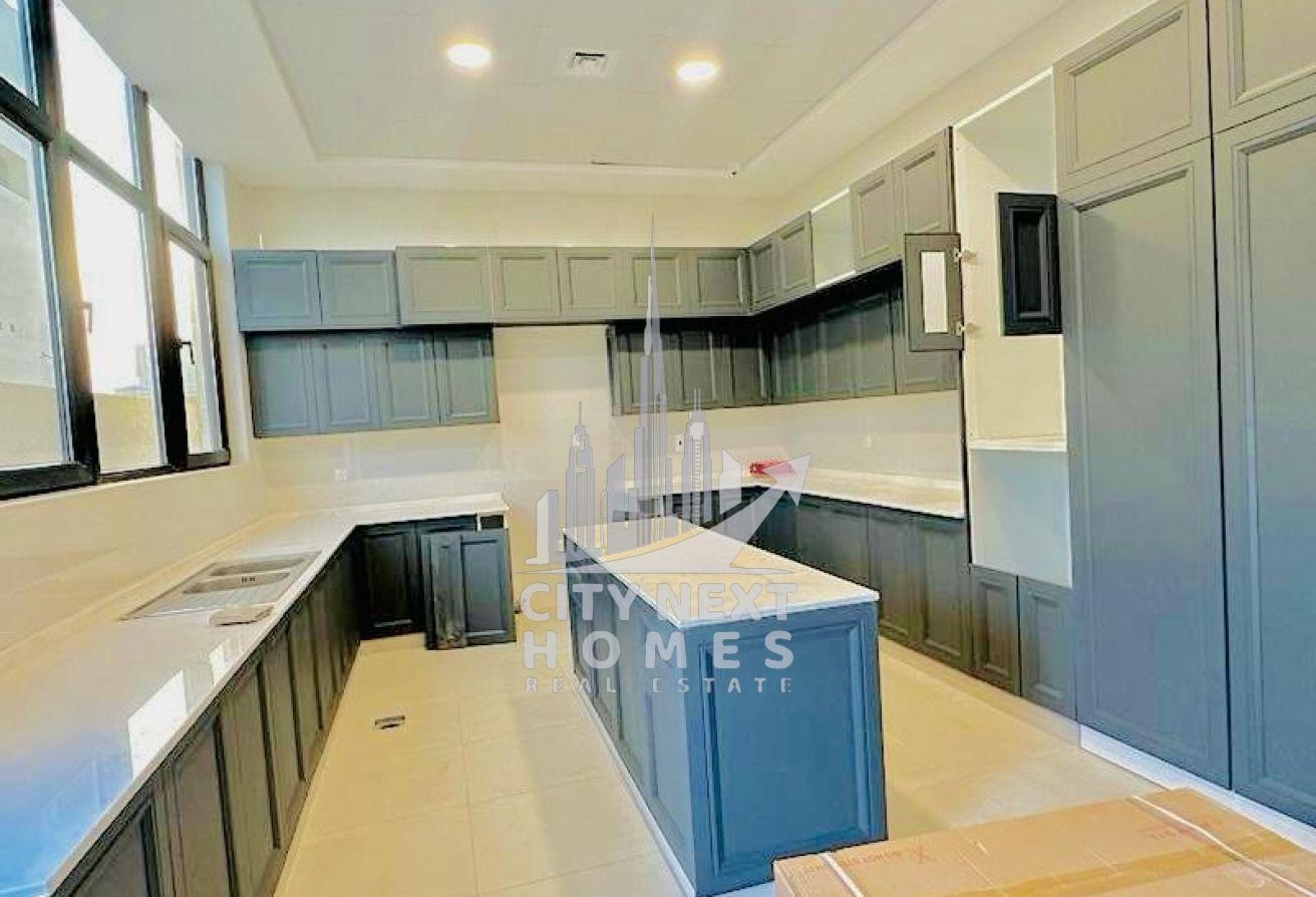 Brand new | Modern 5BR | Majlis | Lift |Maids photo 13