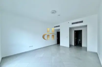 Apartment - 1 Bedroom - 2 Bathrooms for rent in Saleh Bin Lahej Building Block A - Saleh Bin Lahej Building - Jumeirah Village Circle - Dubai