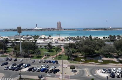 Apartment - 4 - 4 for rent in Al Sahel Tower 2 - Al Sahel Towers - Corniche Road - Abu Dhabi Apartment - 4 - 4 for rent in Al Sahel Tower 2 - Al Sahel Towers - Corniche Road - Abu Dhabi
