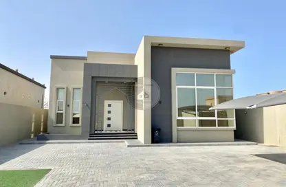 Villa - 2 Bedrooms - 3 Bathrooms for rent in Al Marsa - Al Jazirah Al Hamra - Al Hamra Village - Ras Al Khaimah