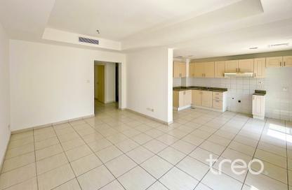 Villa - 2 Bedrooms - 3 Bathrooms for rent in Springs 15 - The Springs - Dubai