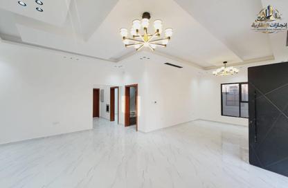 Villa - 4 Bedrooms - 6 Bathrooms for rent in Al Helio 2 - Al Helio - Ajman