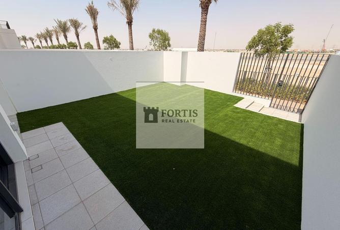 106872000 - Property Image 2