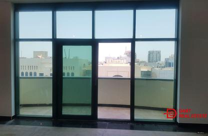 Apartment - 3 Bedrooms - 4 Bathrooms for rent in Liwa Centre Tower 2 - Liwa Centre Towers - Hamdan Street - Abu Dhabi