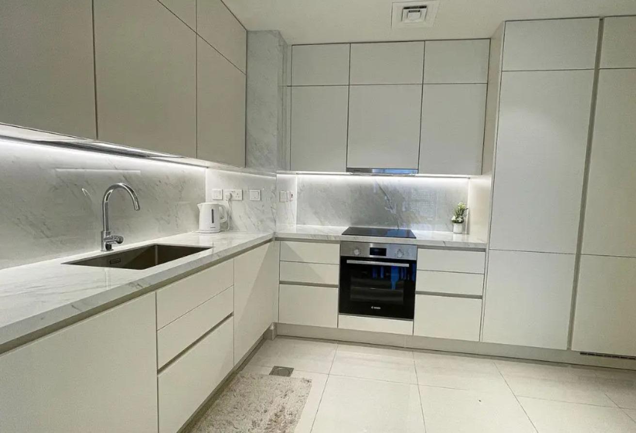 Canal View | Luxury Furnished | Available photo 9