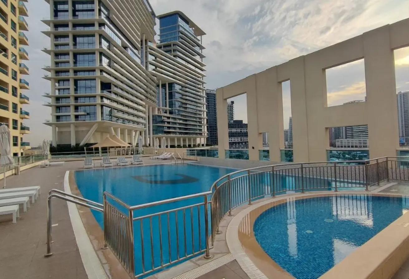 Canal View | Luxury Furnished | Available photo 11
