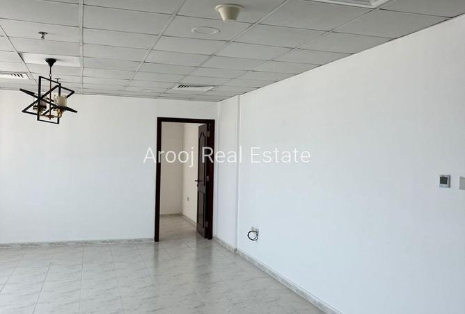 137010714 - Property Image 2