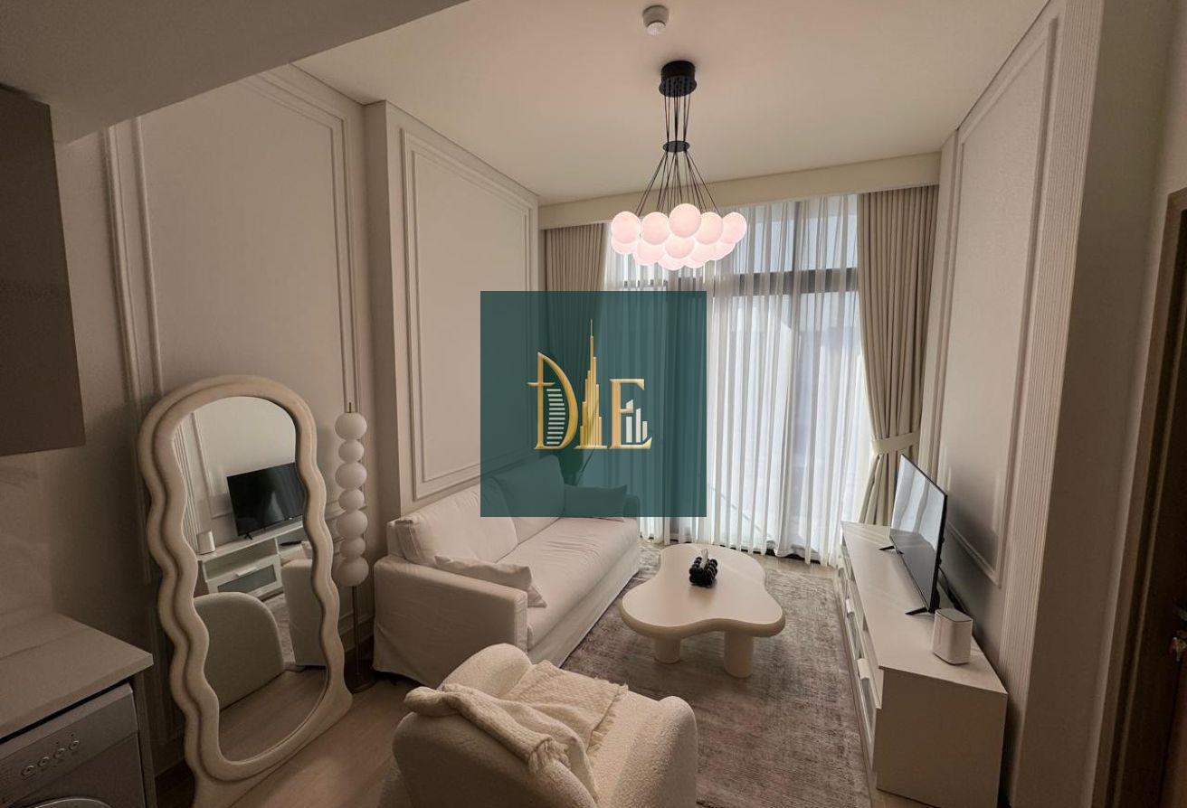 Modern 1BR | Fully Furnished | Pool View photo 10