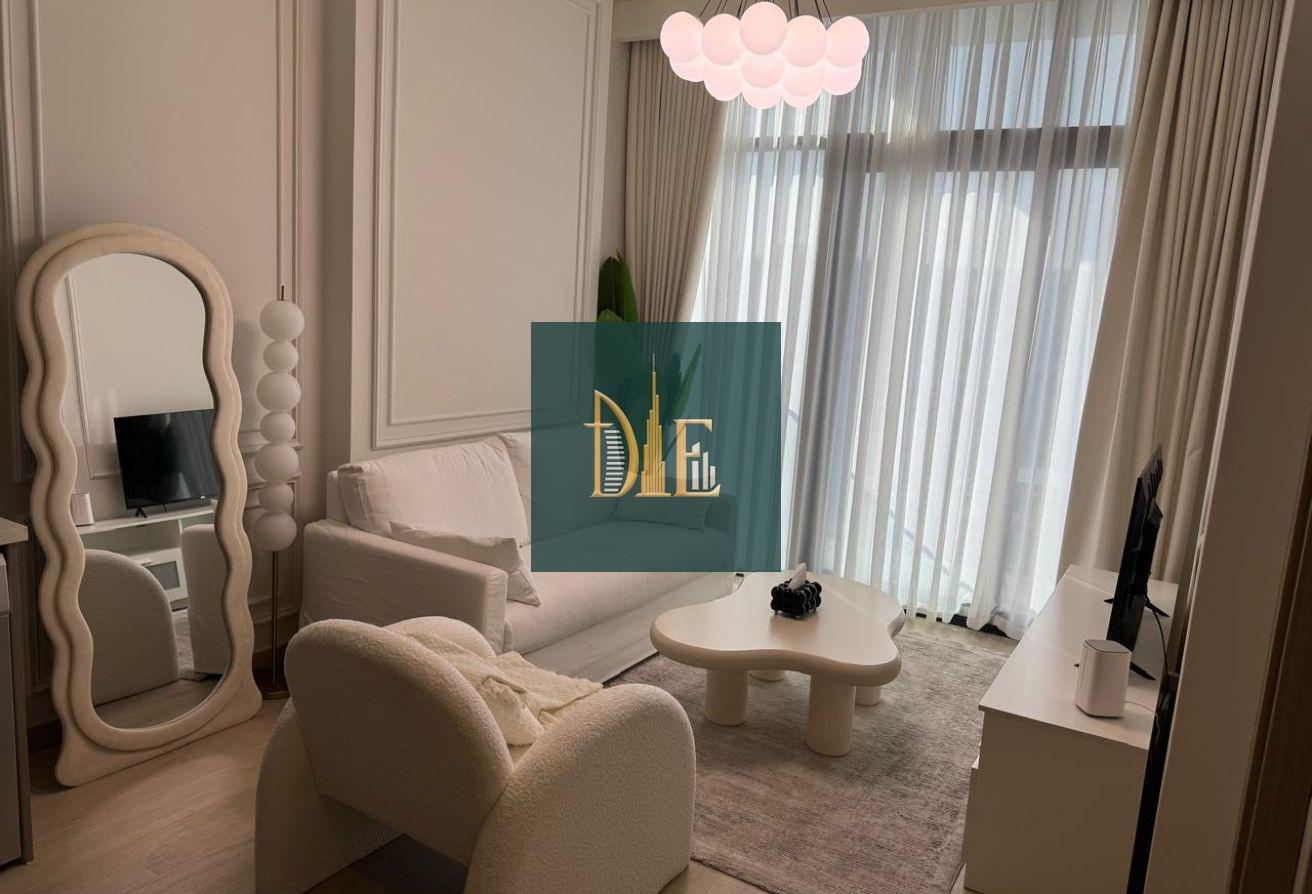 Modern 1BR | Fully Furnished | Pool View photo 2