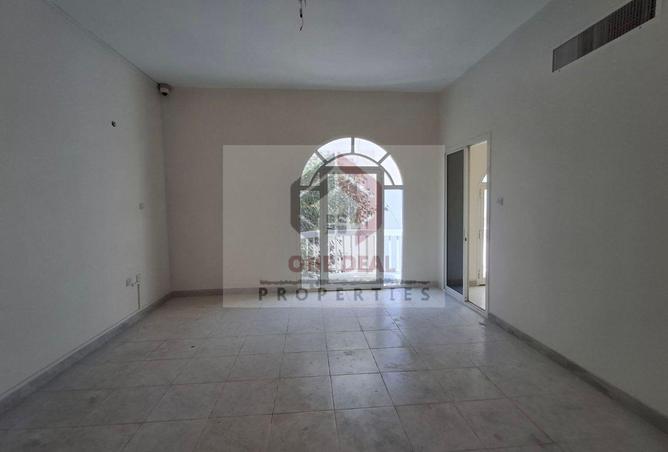 72693849 - صورة العقار 2