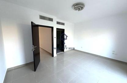 Townhouse - 2 Bedrooms - 3 Bathrooms for sale in Contemporary Style - Al Reef Villas - Al Reef - Abu Dhabi