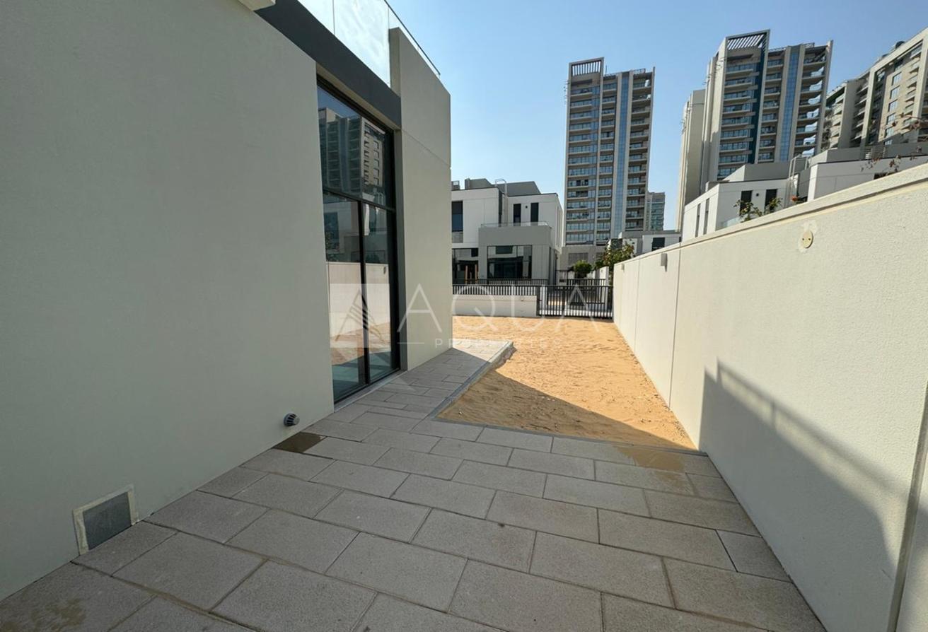 Type A | Corner Unit | Huge Plot | Vastu photo 4