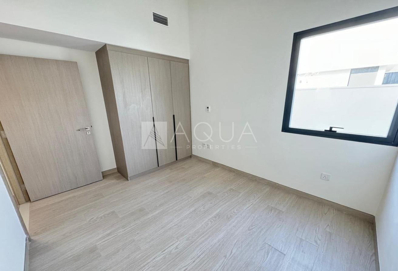 Type A | Corner Unit | Huge Plot | Vastu photo 11