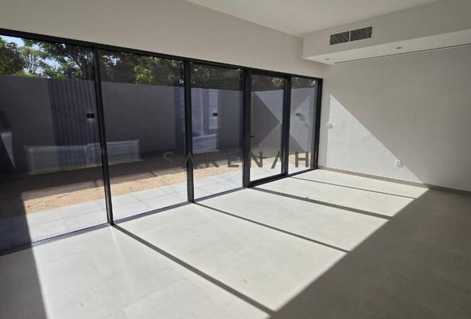 69902087 - Property Image 3