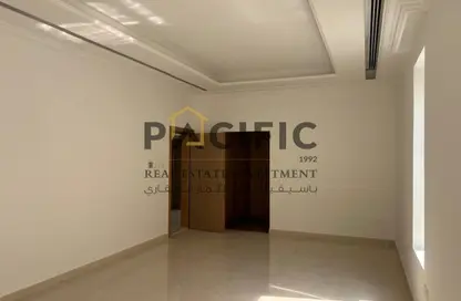 Villa - 2 Bedrooms - 3 Bathrooms for rent in Al Khawaneej 1 - Al Khawaneej - Dubai