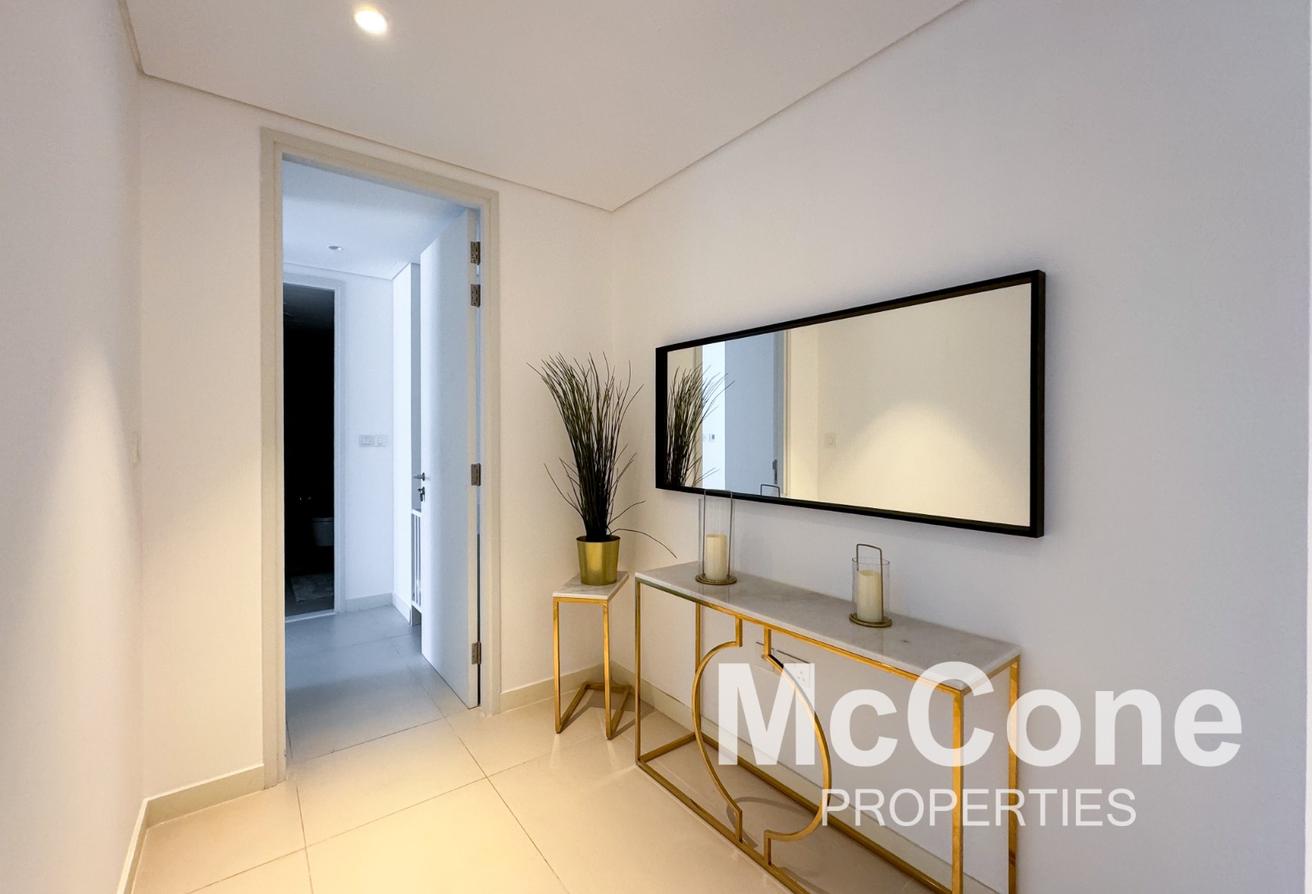 Vacant | Fully Furnished | Garden View photo 12