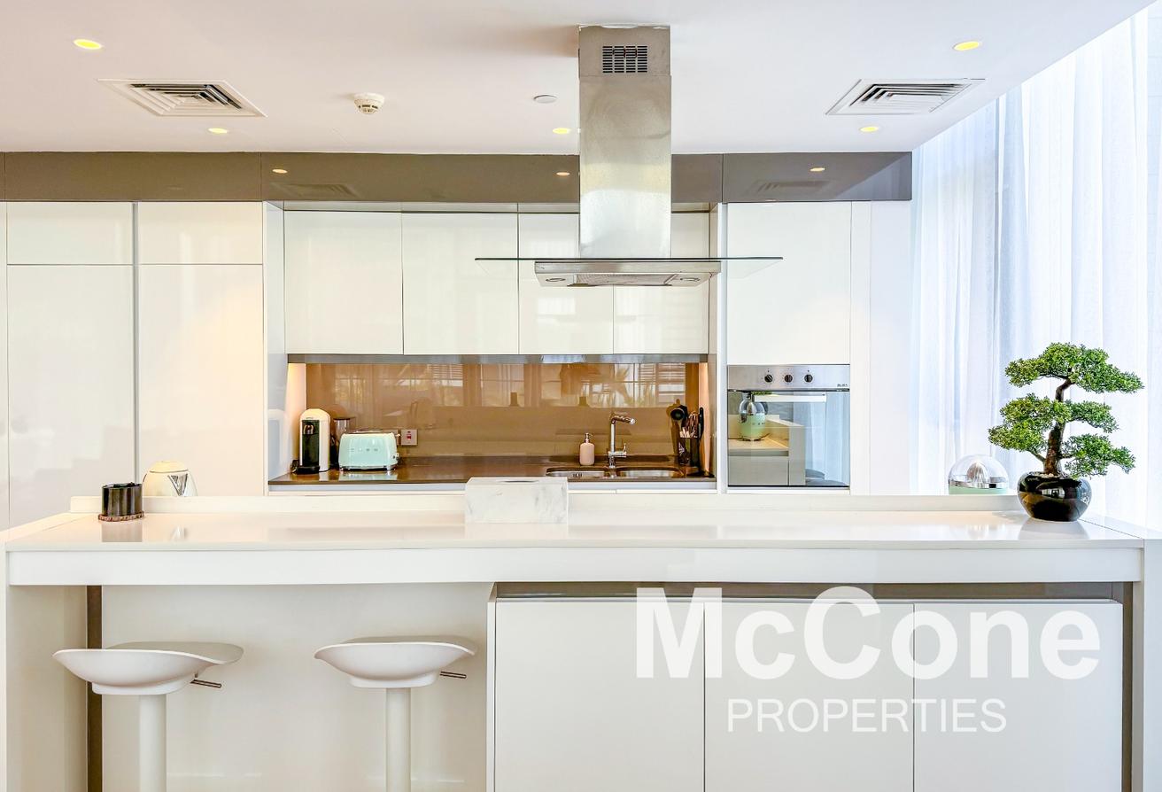 Vacant | Fully Furnished | Garden View photo 11