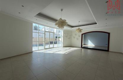 Villa - 5 Bedrooms - 6 Bathrooms for rent in Jumeirah 3 Villas - Jumeirah 3 - Jumeirah - Dubai Villa - 5 Bedrooms - 6 Bathrooms for rent in Jumeirah 3 Villas - Jumeirah 3 - Jumeirah - Dubai