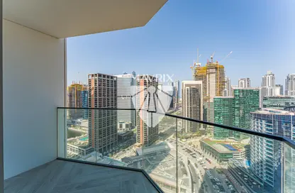 شقة - 1 حمام للايجار في بنينسولا ثري - بنينسولا - الخليج التجاري - دبي