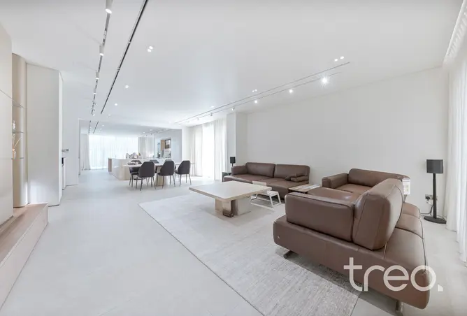 152352815 - Property Image 2