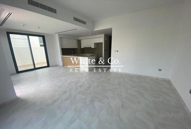 90908093 - Property Image 2