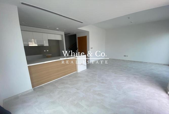 90908093 - Property Image 3
